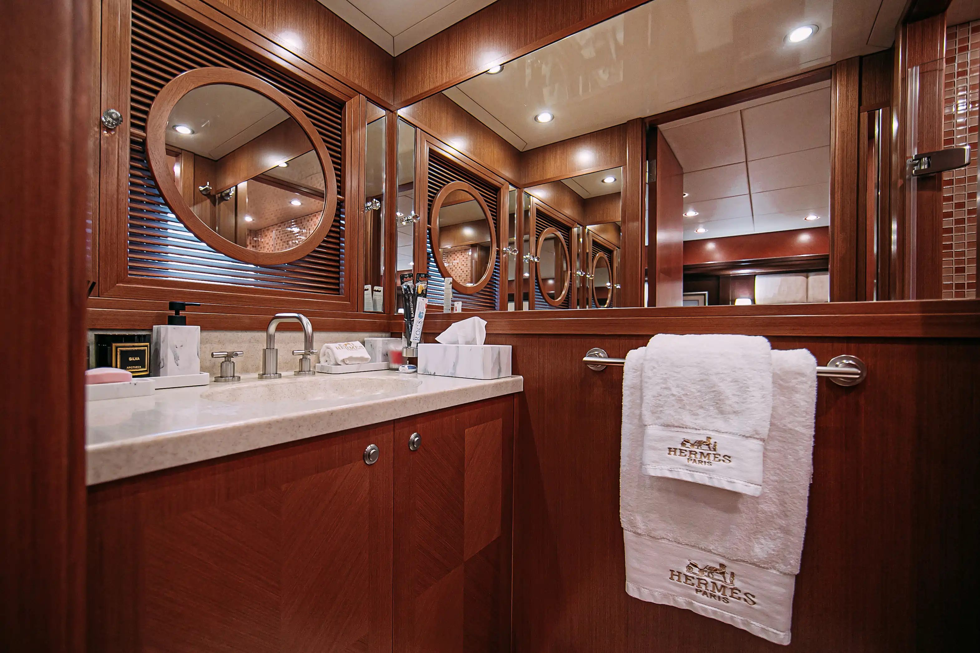 Яхта Atlantis 3 (Атлантис 3) image- 38